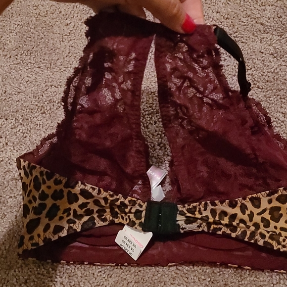 BUY 1 GET 1 FREE PINK VICTORIA SECRET BRALETTE - Picture 4 of 8